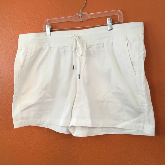 NWT Orvis Classic Collection Drawstring Shorts Womens XXL Cream Off White - Picture 2 of 7
